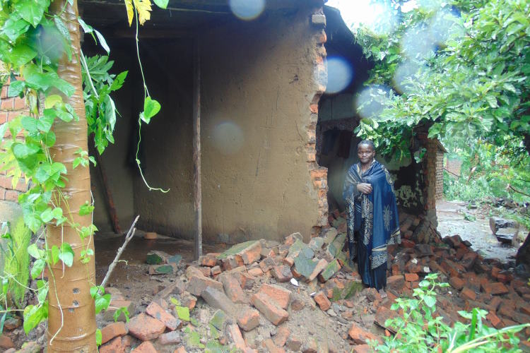 malawi Cyclone walls 750AT